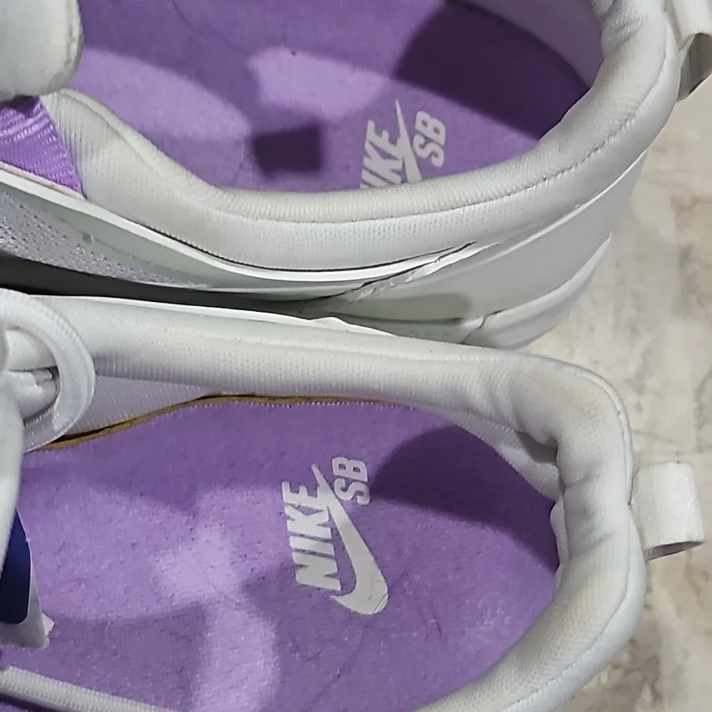 Nike Nyjah Free 2 SB‎ Summit White Lilac Skate Shoes BV2078-108 Youth Size 5, 37 - Picture 7 of 9
